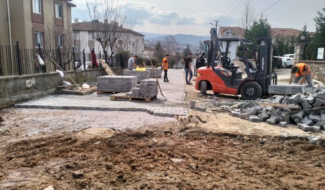 Havalar ısındı, üstyapı çalışmaları hızlandı