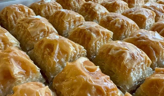 Tatlı bayramı zehir etmesin: Uzmanından "porsiyon" uyarısı
