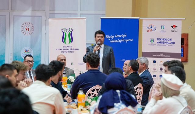 SUBÜ’nün 500 öğrencisi iftarda buluştu