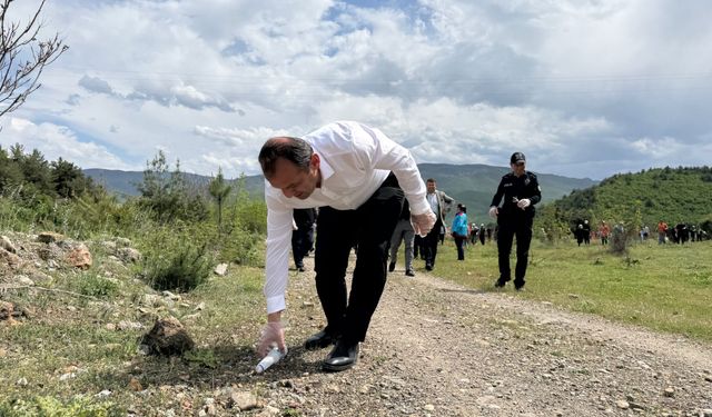 Hanönü'nde "Orman Benim" etkinliğiyle çevre temizliği yapıldı