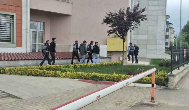 Sahte polis vurgununda 5 tutuklama