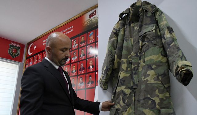 FETÖ'NÜN DARBE GİRİŞİMİNİN 9. YILI - Şehit emniyet müdürünün hatırası eşyalarının sergilendiği dernekte yaşatılıyor