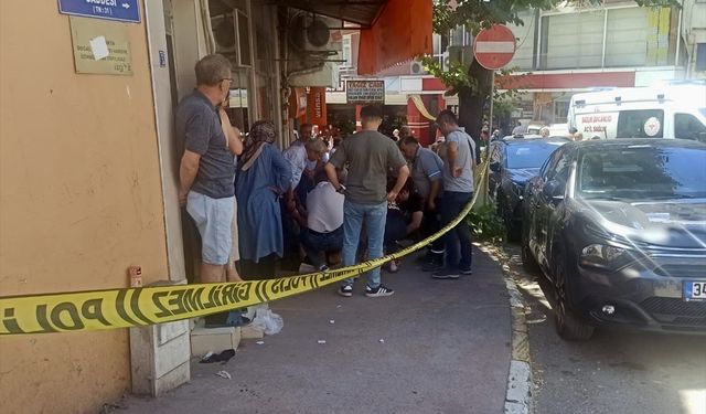 Kocaeli'de bir kişi, tartıştığı 2 kuzenini silahla yaraladı