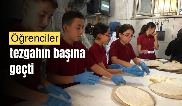 Esnafı ziyaret eden öğrenciler, tezgahın başına geçti