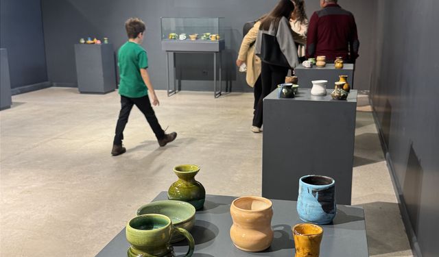 Kocaeli'de 'Bir Avuç Çamur, Bir Dünya Sanat' projesi sergiyle tamamlandı