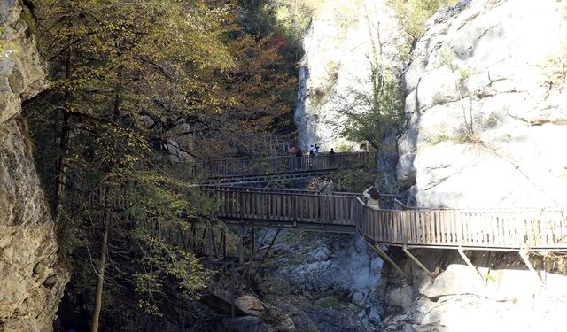 Kanyonlarıyla ünlü Pınarbaşı'nı ziyaret edenlerin sayısı her geçen yıl artıyor