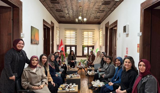 Bolu'da, bağımlılıkla mücadelede "Kadın Hassasiyeti": protokol eşlerinden tam destek
