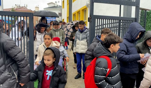 Bolu’da 52 bin öğrenci karne sevinci yaşadı