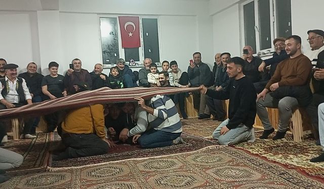 Mudurnu’da asırlık gelenek yaşıyor: Telefon yok, televizyon yok; eğlence var