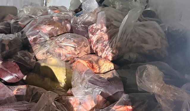 Komşuda aynı rezillik; vazgeçmiyorlar!