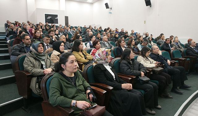 Bolu'da öğretmenler siber suçlara ilişkin bilgilendirildi