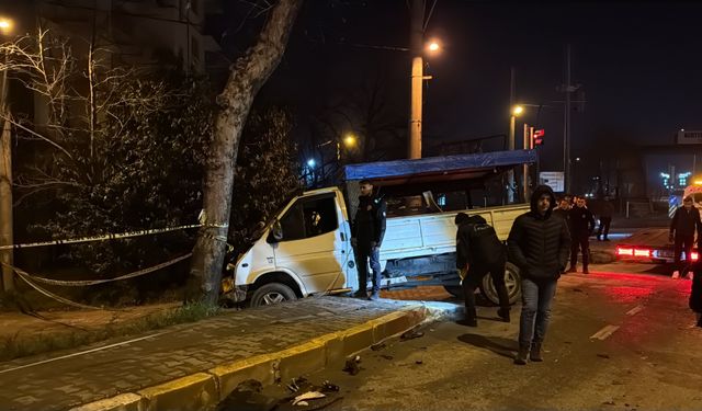 Kazada fırlayan yedek lastik, hayattan kopardı