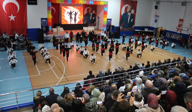 Bolu’da 23 Nisan Ulusal Egemenlik ve Çocuk Bayramı kutlandı