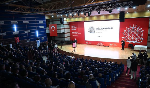 AK Parti ve CHP anlaştı; Mansur Yavaş başkan seçildi