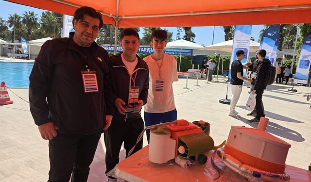 Öğrencilerin tasarladığı su altı robotu "SAR-14" beğeni topladı