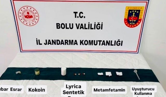 Bolu’da araçta çok sayıda uyuşturucu ele geçirildi