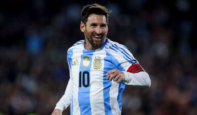Lionel Messi Dünya Kupasında tarihe geçti