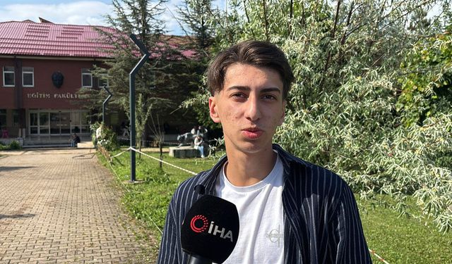 Milli maçı izleyip YKS’ye geldi! “Moralimizi bozdular”