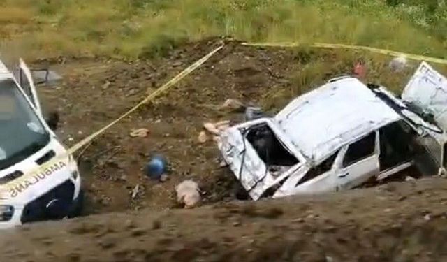 Otomobil köprüden düştü, 2 çocuk hayatını kaybetti