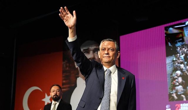CHP'de kurultay için yeterli imzaya ulaşıldı