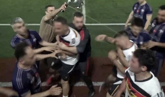 Polisler, polislere biber gazıyla müdahale etti