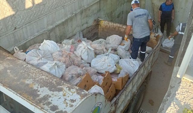 5 buçuk ton etiketsiz et ele geçirildi