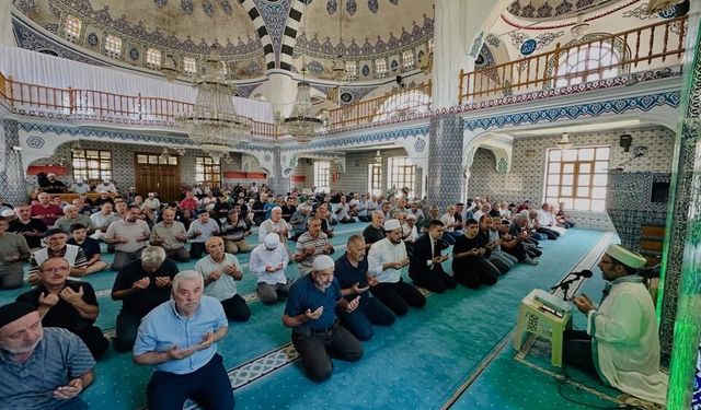 15 Temmuz Şehitleri Gölyaka'da dualarla anıldı
