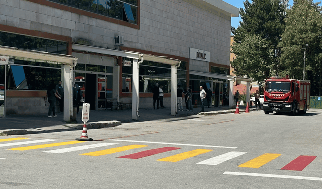 Hastane’de yangın paniği geçici olarak hizmete kapatıldı