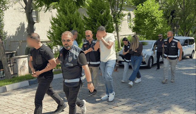 Masaj salonuna fuhuş operasyonu