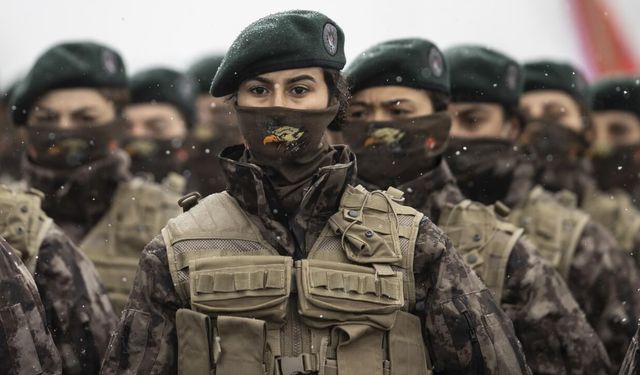 Bakan'dan Polislere lojman ve mesai ücreti müjdesi