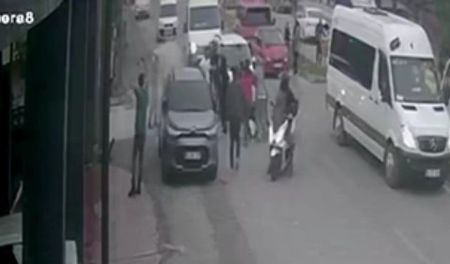 Trafikteki kavgayı tazyikli suyla ayırdı