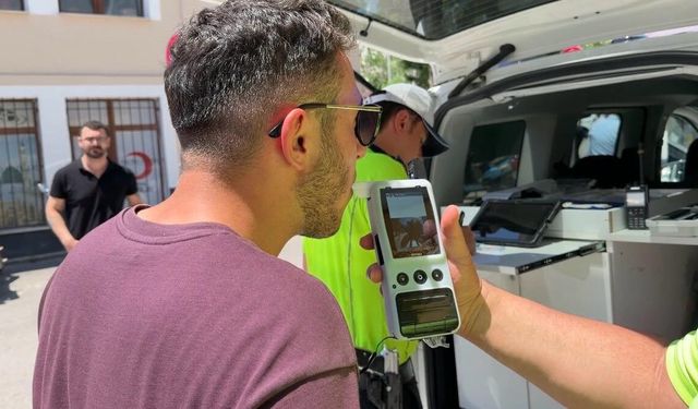 Bolu'da geri gelen panelvan yaşlı kadına çarptı