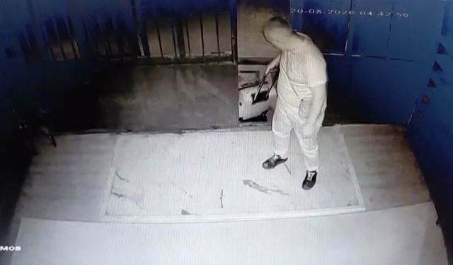 Cami cami dolaşan ayakkabı hırsızı takiple yakalandı