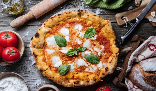 Dünyaca ünlü pizza zinciri satıldı