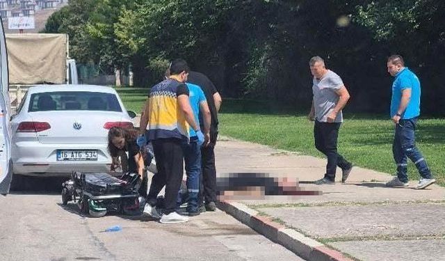 Esnaf sokakta başından vurulmuş halde bulundu