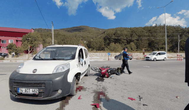 Otomobil ile motosiklet çarpıştı, 1 ağır yaralı