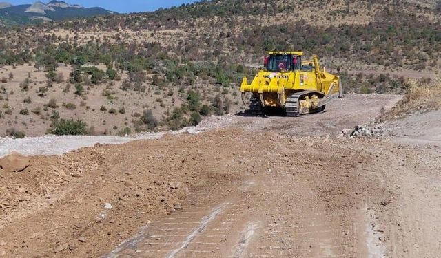 Heyelan riskine karşı yeni yol yapılıyor!