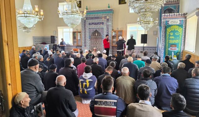Çele Gölcük'te geleneksel Hacet ve Mevlid programı düzenlendi