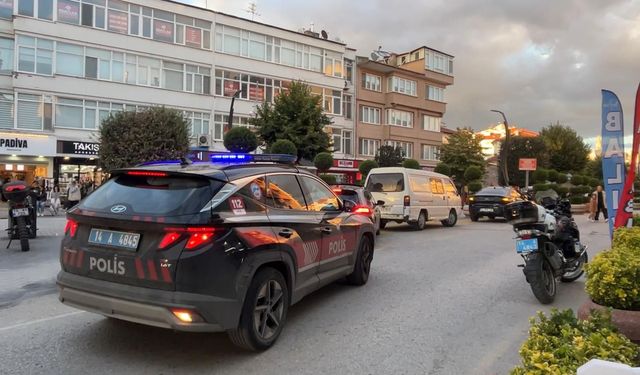 Eğlence mekanında gerginlik sokağa taştı