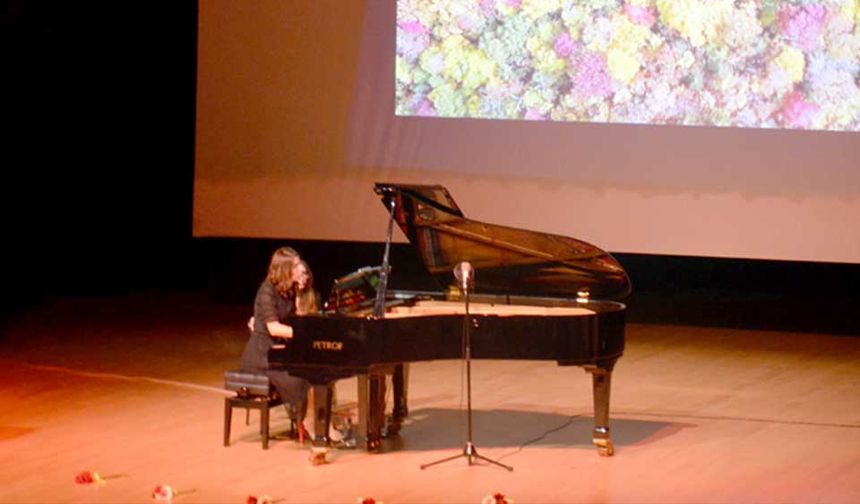 BAİBÜ'de piyano resitali düzenlendi