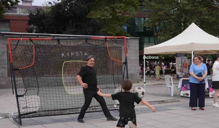 Dünya Düzce Günlerinde çocuklar sosyal ve sportif etkinliklerle eğlendi
