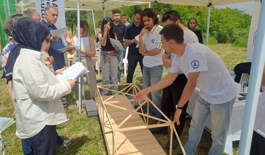 Mühendislik öğrencileri Sakarya'da 'ahşap köprü' yarışmasında buluştu