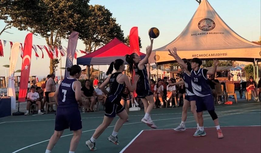 Akçakoca’da 3x3 sokak basketbolu şampiyonları Bolu ve Muğla oldu