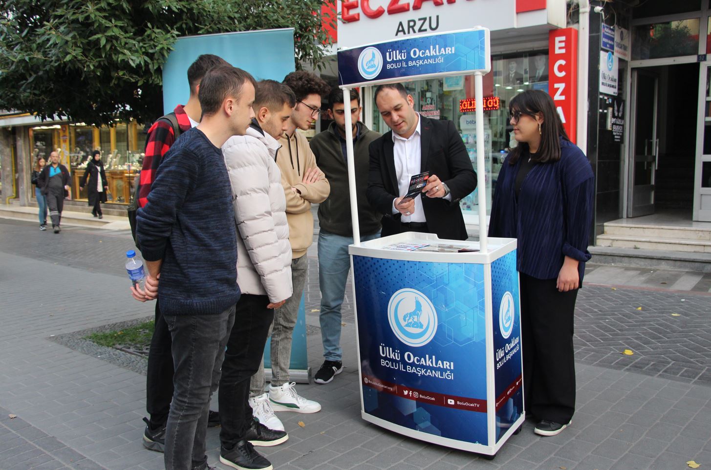 Bolu ülkü ocakları, türk gençliğine ülkü ocakları uzaktan eğitim programını tanıttı