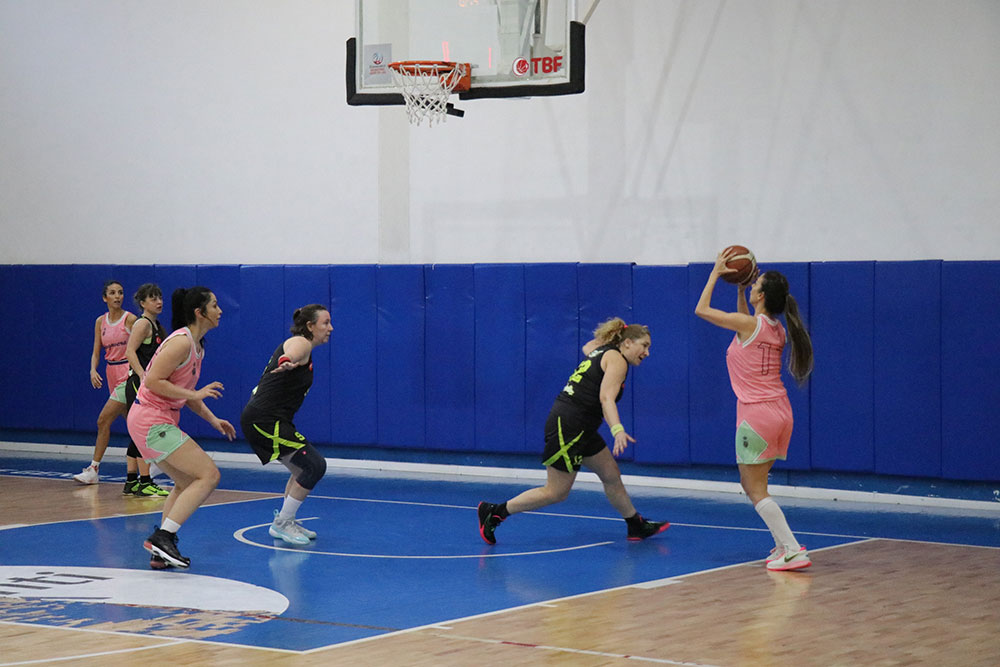 Kadınlar Basketbol3