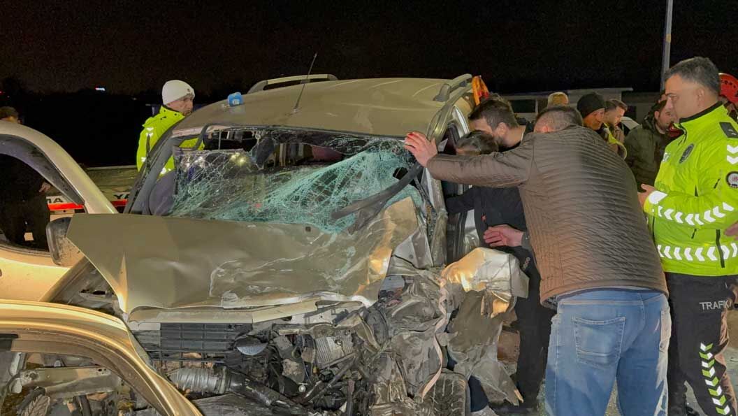 Düzce Ağır Yaralı Trafik Kazası (3)