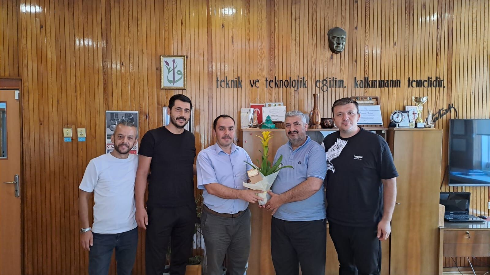 Öğrenciler Mezuniyet