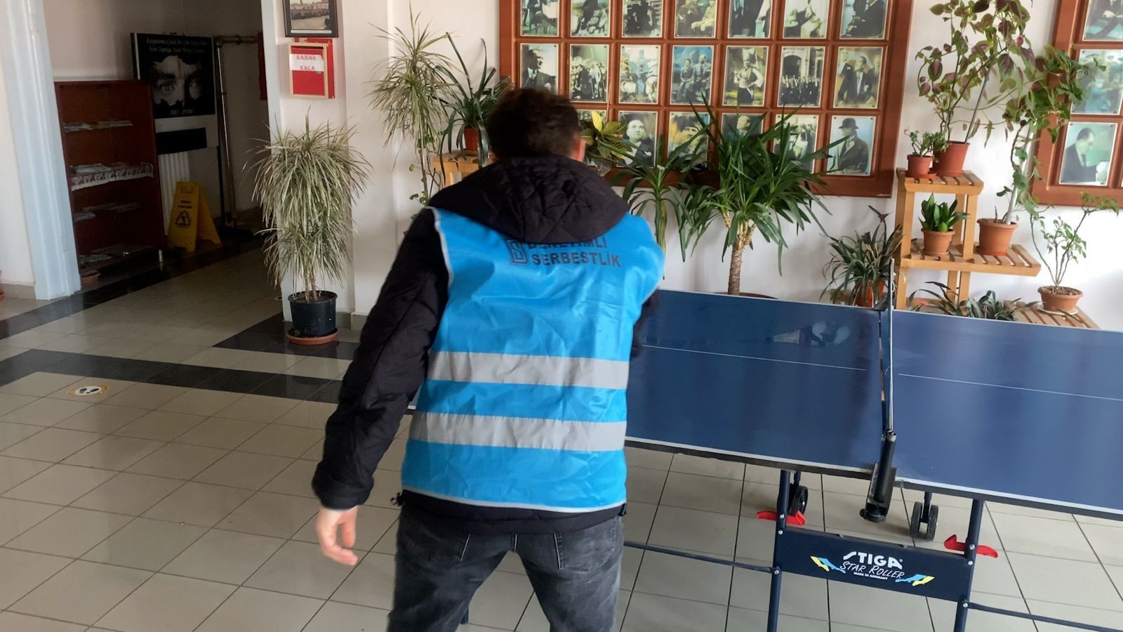 Bolu’da Yükümlülerden Kamu Yararına Mesai Okulları Temizlediler (2)