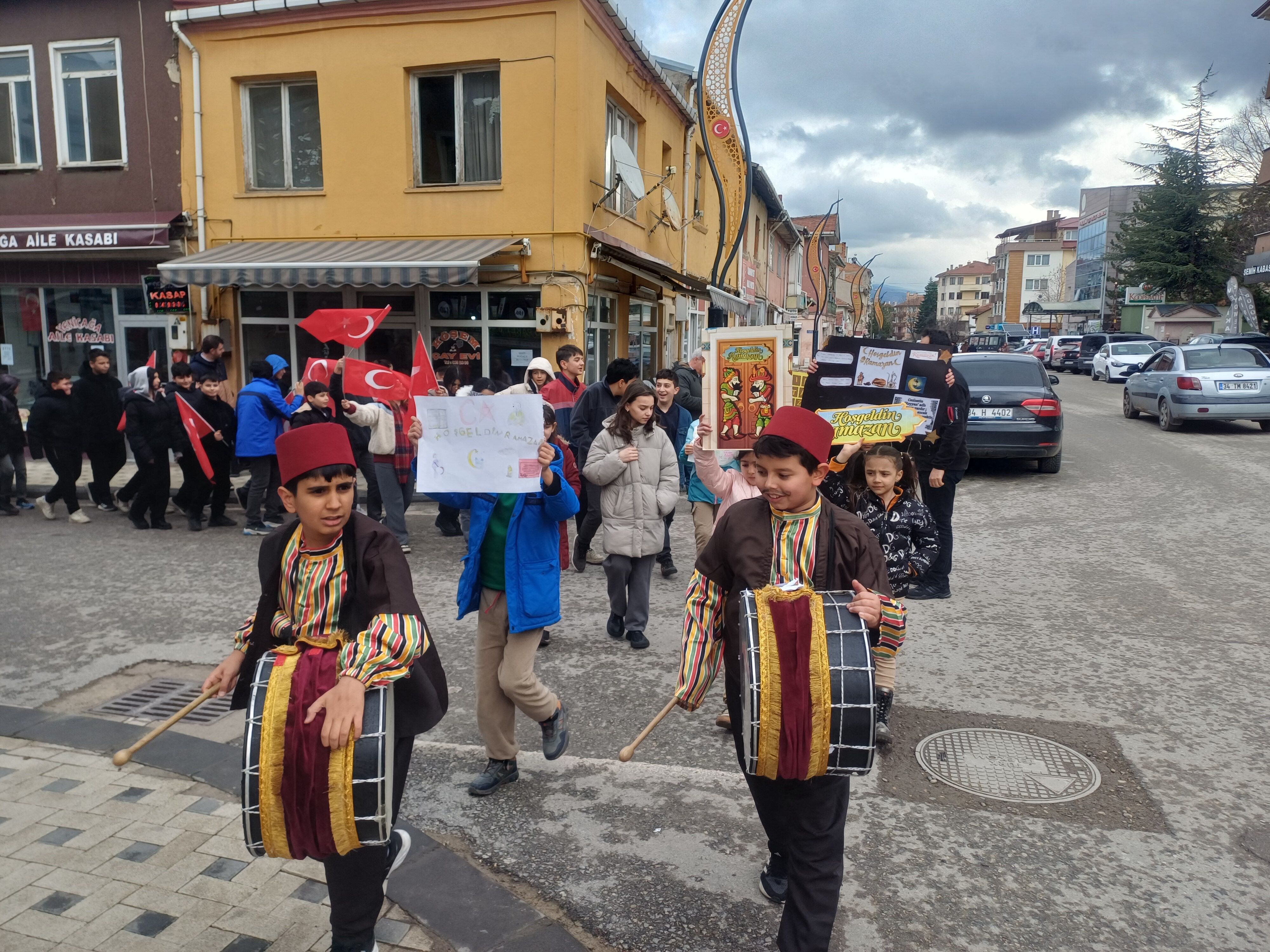 Bolu'da Okullarda Maarifin Kalbinde Ramazan Etkinlikleri Düzenleniyor (13)