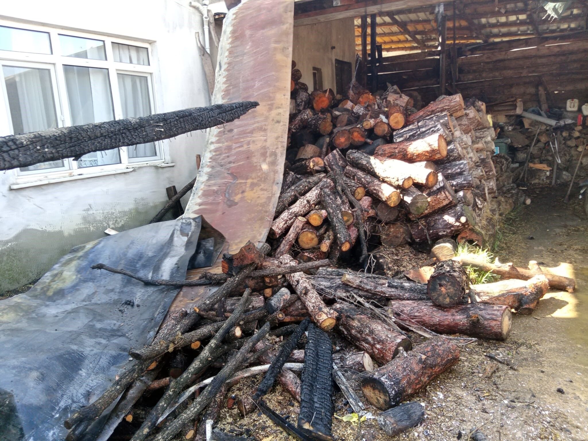 Bolu 2 Katlı Ev Yangın (2)